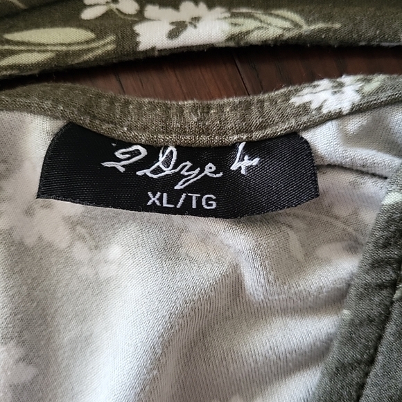 2 Dye 4 Women's Dress Size XL White Floral On Green Open Back - Picture 8 of 11